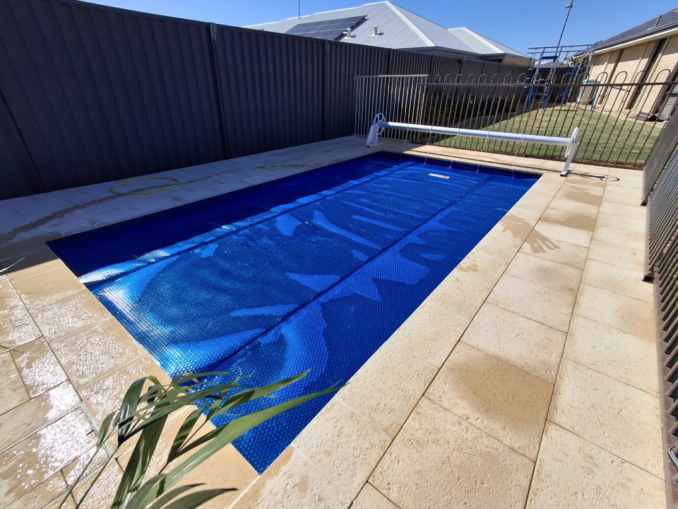 ST Pool Roller - Stationary for Medium to Large Pools