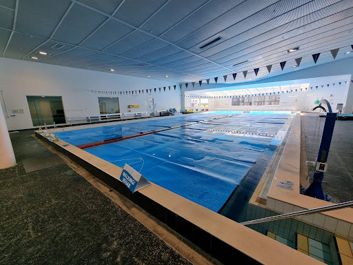 lords health club swimming pool cover