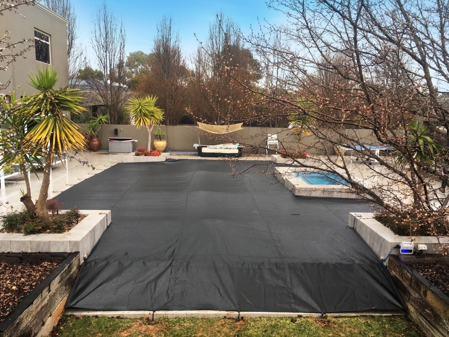 Mesh Pool Covers: The Lightweight Fall Solution