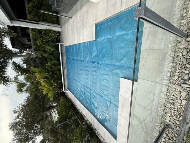 Roller Burn lines accross pool right to left on image
